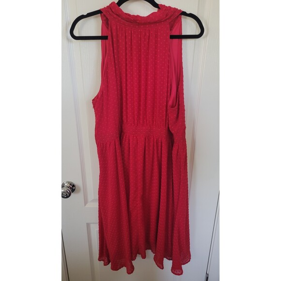 Women's Retro Chic by Torrid Red Textured Dot Chiffon Tie-Neck Dress - Picture 2 of 3